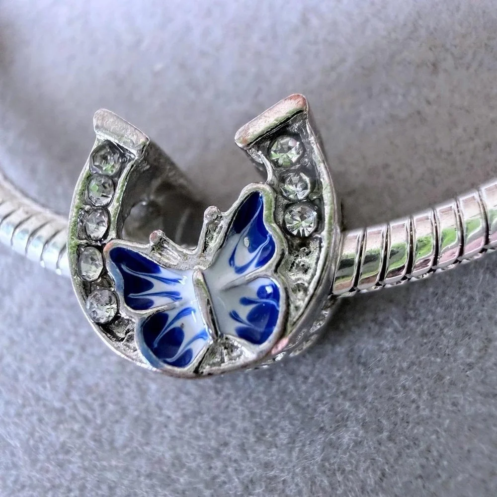 Pandora silver horseshoe